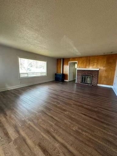 Main picture of 2515 Homedale Rd