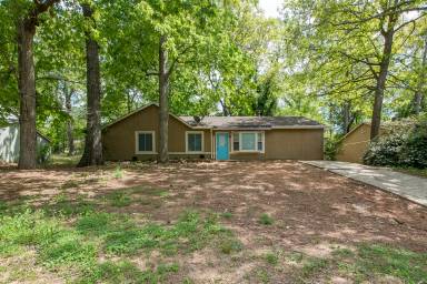 Main picture of 1053 Forest East Dr