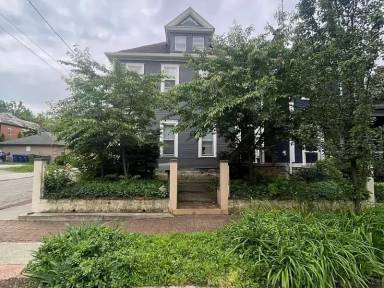Main picture of 299 Reinhard Ave