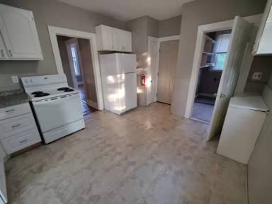 Main picture of 61 Freeman St