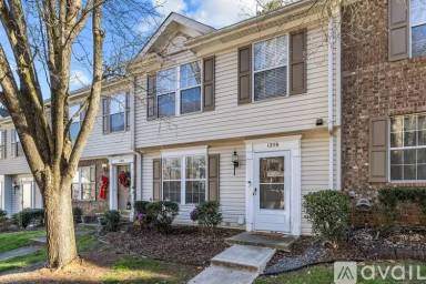 Main picture of 1258 Maple Shade Ln
