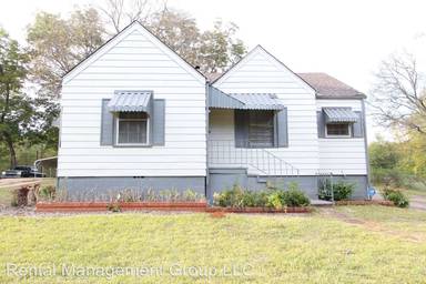 Main picture of 1216 Pineview Rd