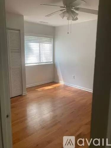 Main picture of 165 E Avondale Ave