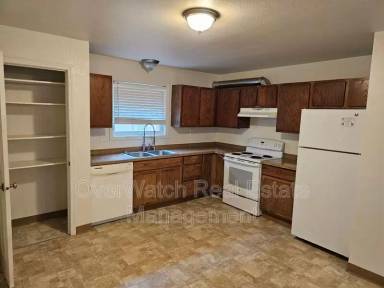 Main picture of 11400 Heritage Ct