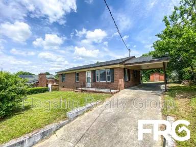 Main picture of 231 Bunche Dr