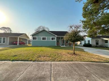 Main picture of 5030 Marietta Ln