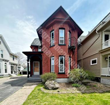 Main picture of 46 Rowley St