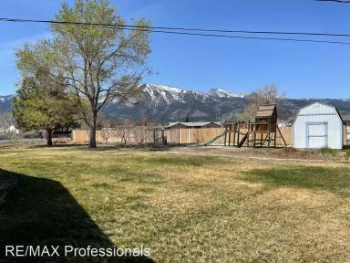 Main picture of 2090 Rabbit Dr