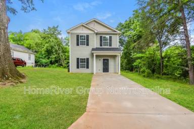 Main picture of 808 Richmond Ave