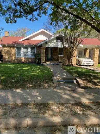 Main picture of 322 N Waverly Dr