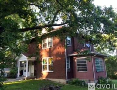 Main picture of 402 Blair Ct