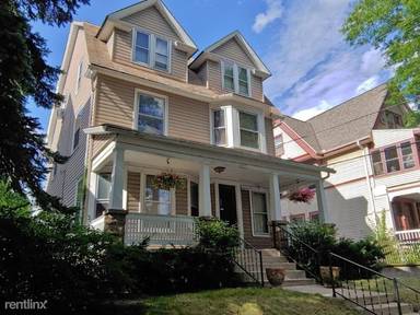 Main picture of 2416 E Webster Pl