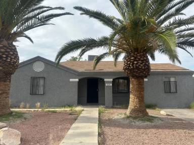 Main picture of 2125 Elm Ave