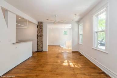 Main picture of 626 W 18th St