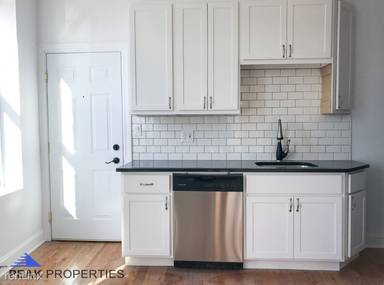 Main picture of 2026 W Webster Ave