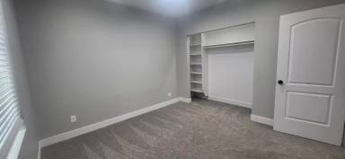 Main picture of 393 S Corner View Dr