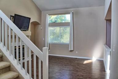 Main picture of 782 Whispering Oak Dr