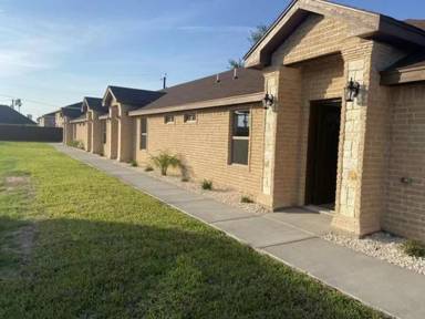 Main picture of 317 N Bentsen Palm Dr