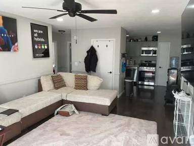 Main picture of 20 Dix St