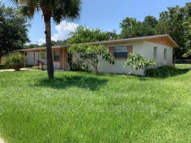 Main picture of 3300 Parkland St