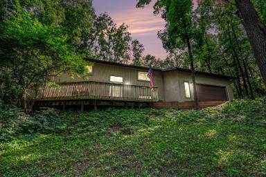 Main picture of 423 Tamarack Dr