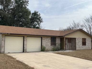 Main picture of 2402 Andover Dr