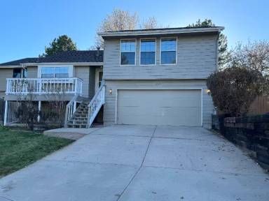Main picture of 8043 S Newport Ct