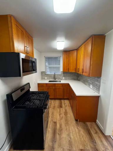 Main picture of 141 N Ellsworth Ave