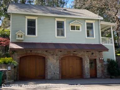 Main picture of 422 Searls Ave