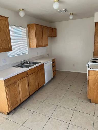 Main picture of 374 Rio Grande Way