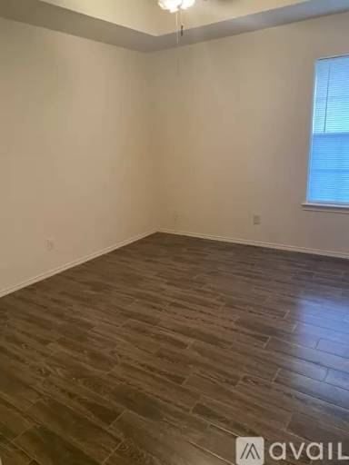 Main picture of 201 Brook Cir