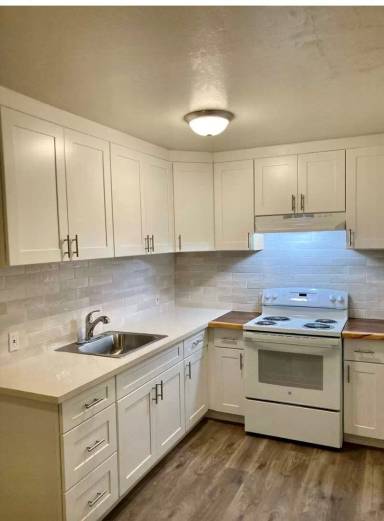 Main picture of 554 S 5th St