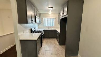 Main picture of 2112 W Brownwood Ave