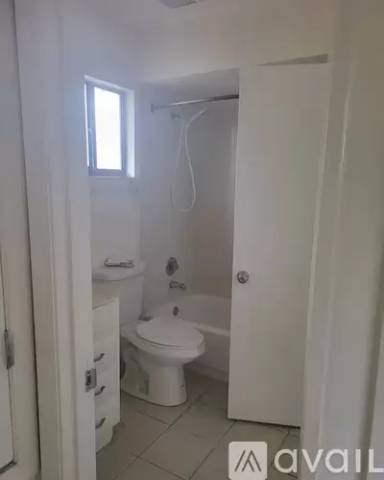 Main picture of 4716 SW 67th Ter