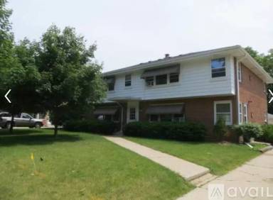 Main picture of 1444 N 116th St