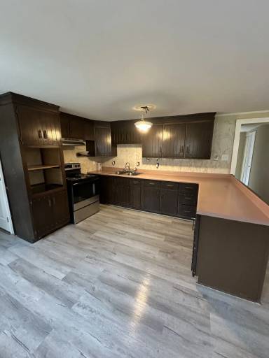 Main picture of 74 Matthews Rd