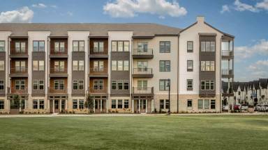 Main picture of Louise