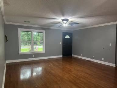 Main picture of 57389 Brookter Rd