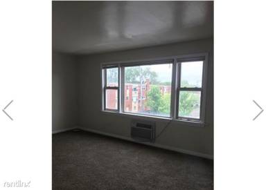 Main picture of 8223 S Exchange Ave