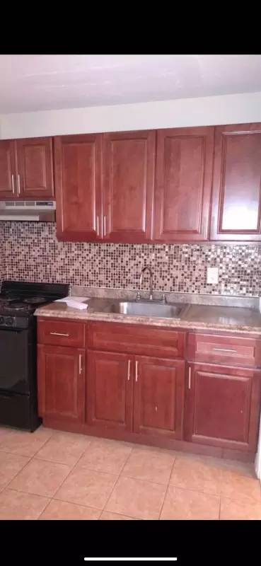Main picture of 25 Piedmont St