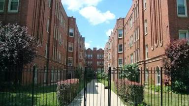 Main picture of 4340 S Drexel Blvd Apartments