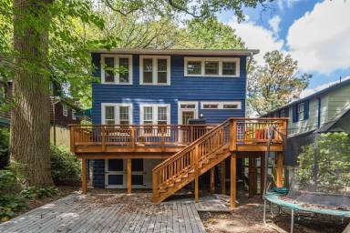 Main picture of 7413 Maple Ave