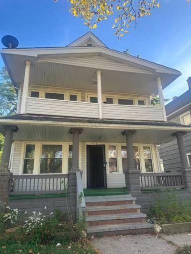 Main picture of 9710 Lamontier Ave