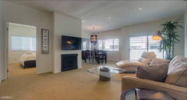 Main picture of 1844 Thayer Ave