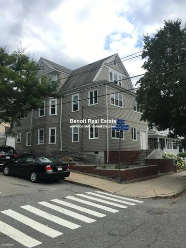 Main picture of 21 Packard Ave