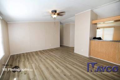 Main picture of 398 Richardson Rd