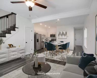 Main picture of 8807 N Helena Ave