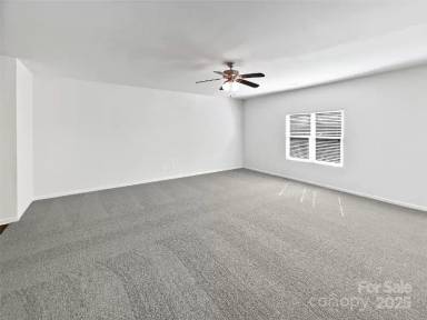 Main picture of 108 Greenway View Ct