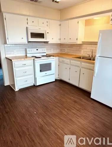 Main picture of 1757 Sheppard Rees Rd