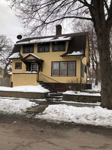 Main picture of 1215 16th Ave N